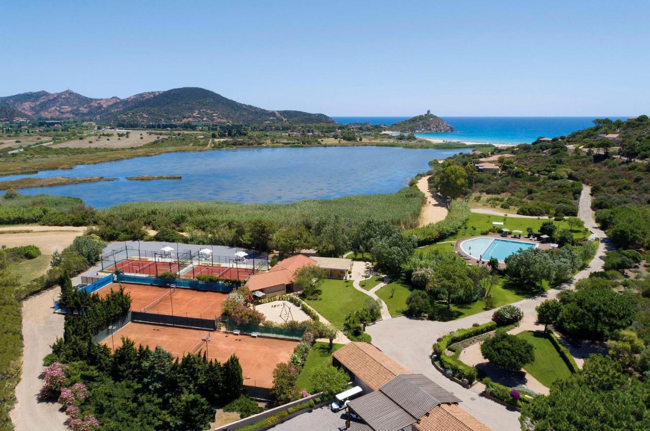 Baia Di Chia Resort Sardinia, Curio Collection By Hilton Luaran gambar